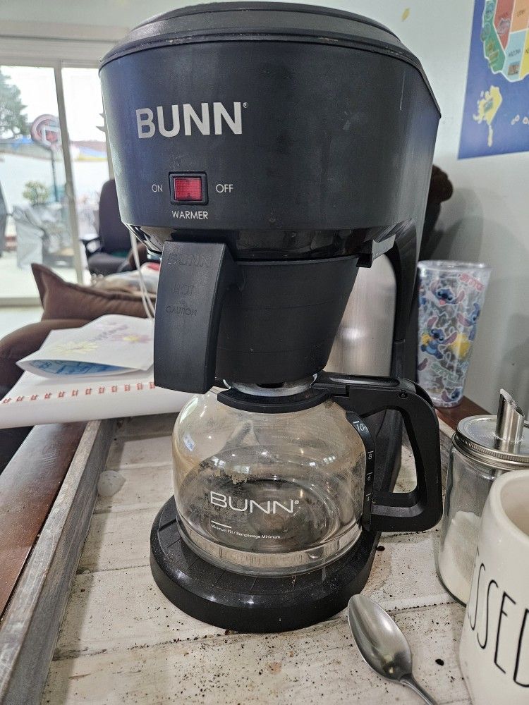 braun brewsense 12 cup coffee maker Braun Brew Sense 12-Cup Drip Coffee Maker in Stainless Steel and White