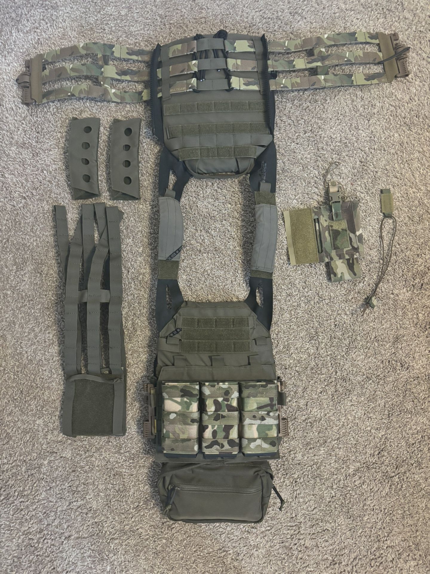 Crye Jpc 2.0 plus attachments NO PLATES