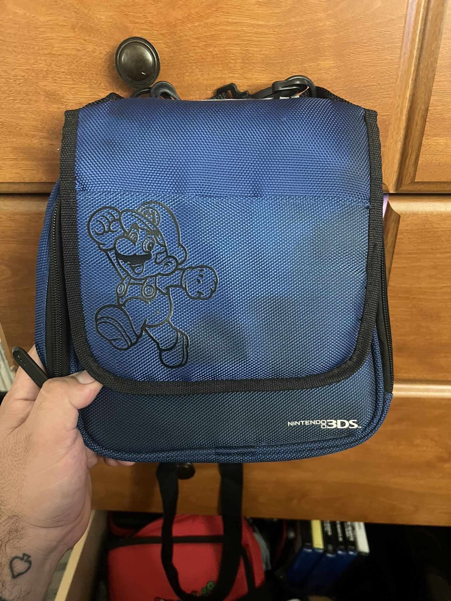 Blue And Black Nintendo 2DS Carrying Bag