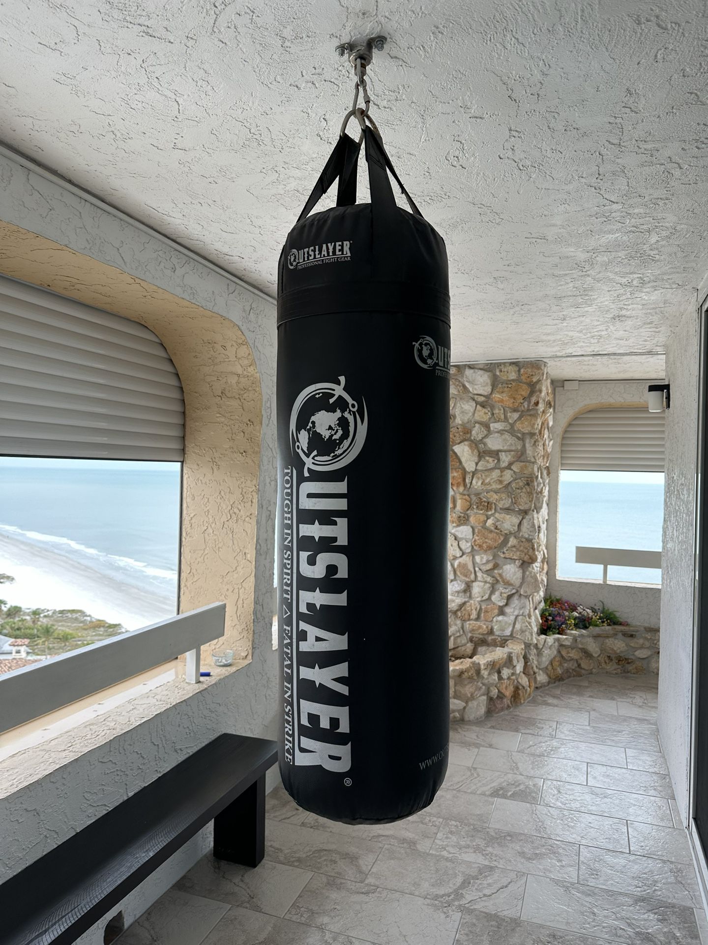 Black Outslayer Filled Punching bag 80lb  For Boxing/MMA ( Local Pickup)   149 OBO Paid 199