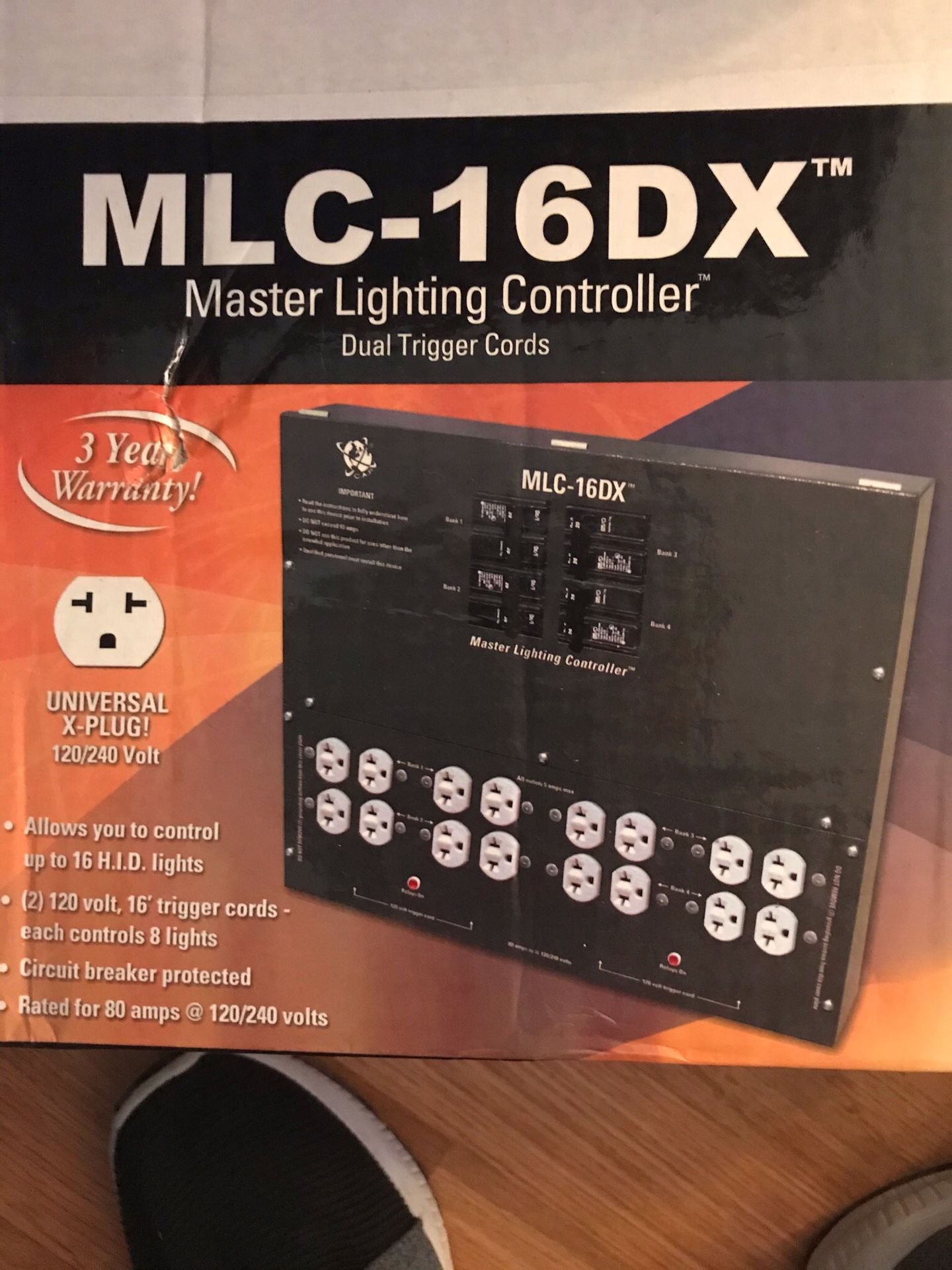 MASTER LIGHTING CONTROLLER 16DX $500 OBO