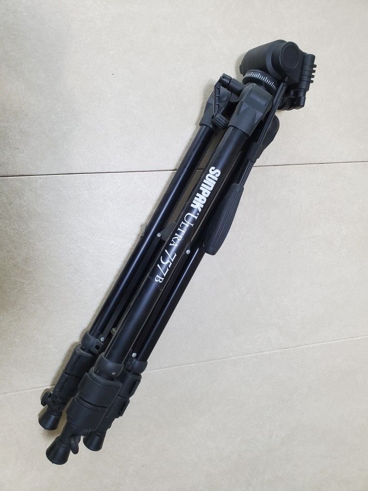 Sunpak Ultra 757B Tripod