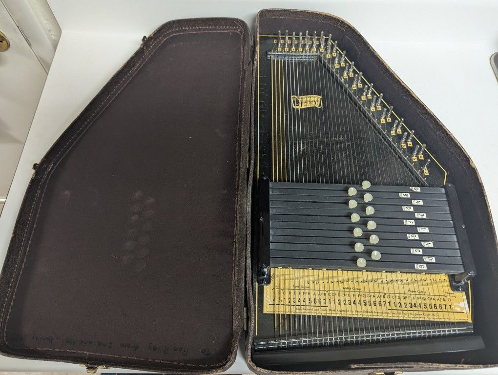 Vintage Oscar Schmidt Autoharp 36 String 12 Chord