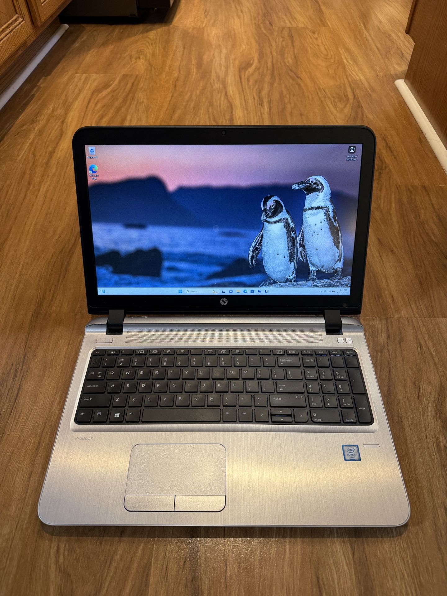 HP ProBook 450 G3 Core i7 6th gen 16GB Ram 256GB SSD Windows 11 Pro 15.6” HD Screen Laptop with charger in Excellent Working condition!!!! Specificat