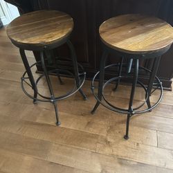 Rustic Farmhouse Stools 