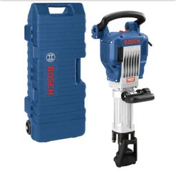Bosch 15 Amp 1-1/8 in. Concrete Jack Hammer Kit 11335K