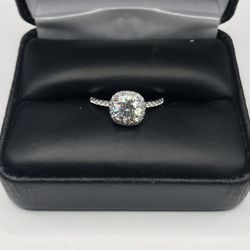 925 Sterling Silver 1.00CT Halo round cut MOISSANITE Women’’s Ring Size 6.7 Or 8