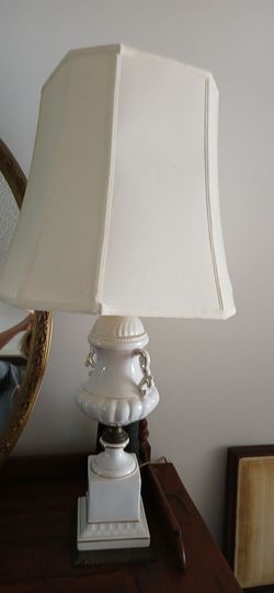 Twin table lamps