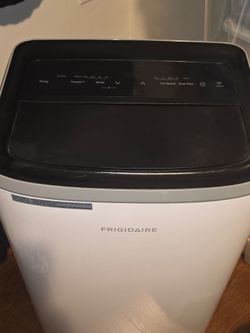 Portable AC unit FRIGIDAIRE