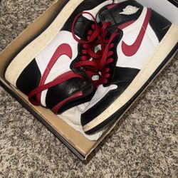 Youth sneakers