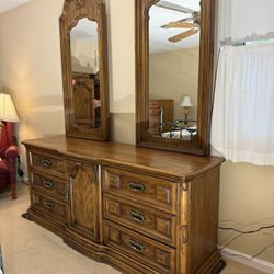 Thomasville Dresser & Mirrors - Free Delivery