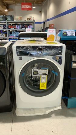 Electrolux 27 in. 4.5 cu.ft. High Efficiency Front Load Washer $550
