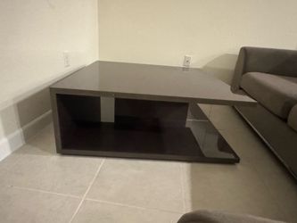 Modern coffee Table for sale