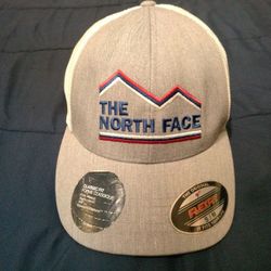 North Face Truckee Trucker Hat.