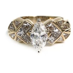 Gorgeous 14kt 2.2ct Diamond Ring