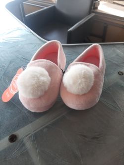 Little Girls Slippers Sz-9-10