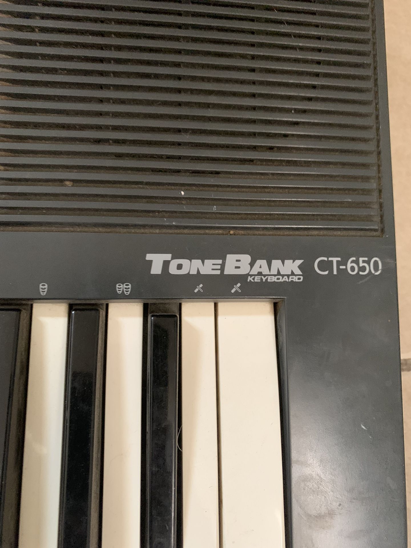 Casio ToneBank CT 650 Keyboard