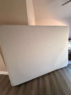 Queen Memory Foam Mattress