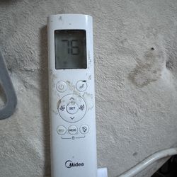 midea window eco friendly AC w/ remote control