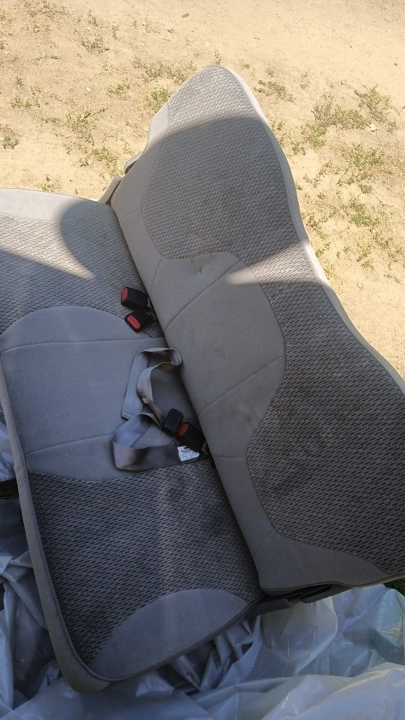 3rd Row Ford Expedition Seat 