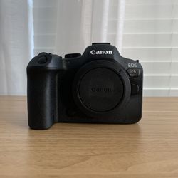 Canon R6 Mark ii Mint Condition