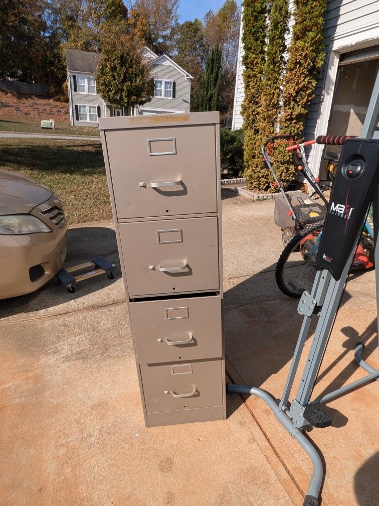 4 Drawer File Cabinet