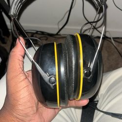 Blue Tooth 3m Noise Blocking Earphones