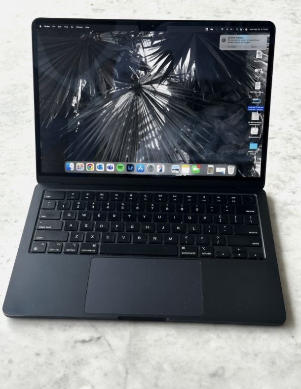 Macbook Air M2 2022 (500GB)