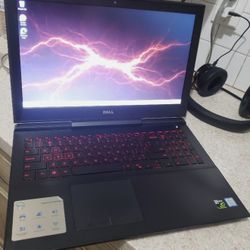 💻 Dell 15 7000 Gaming Laptop – Powerful & Ready to Go!