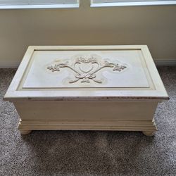 Pine Storage Chest/Coffee Table