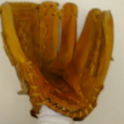 Louisville Slugger baseball glove adult size 12.75 inch one broken thead check pictures...