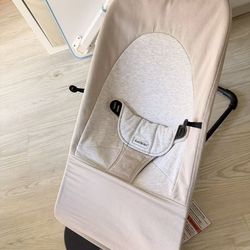 Babybjorn baby rocker