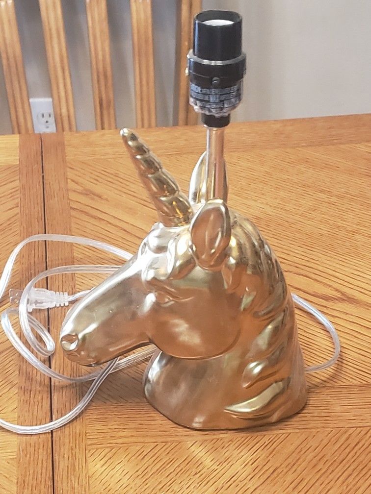 Gold unicorn lamp