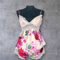 Victoria’s Secret Pajamas Set