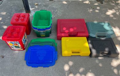 LOT Lego & K’Nex Hard Plastic Cases Storage Boxes Containers Toys