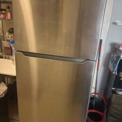 Insignia Fridge