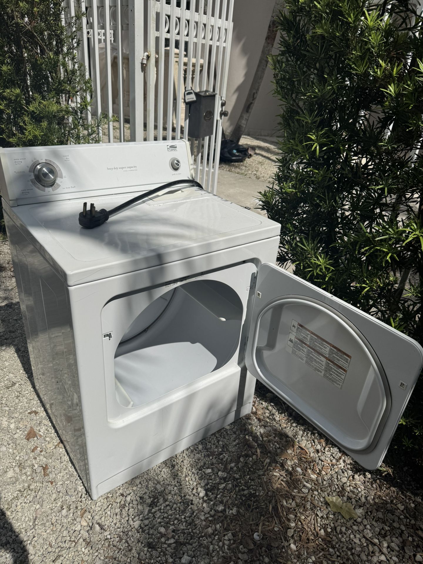 Whirlpool Estate Dryer Model EED4400WQ for Sale! Perfect conditions!