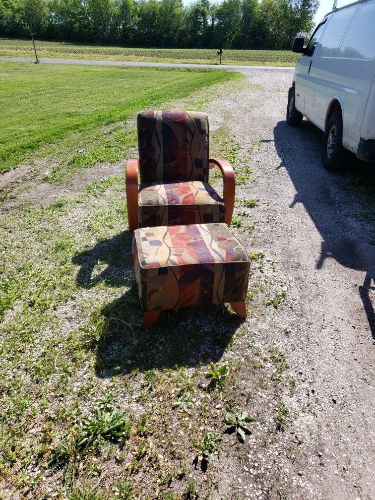 Chair And Foot Rest