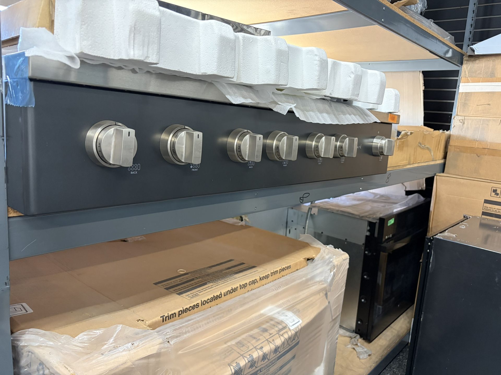 Cafe Matte Black 48” Gas Range Top Integrated Griddle New