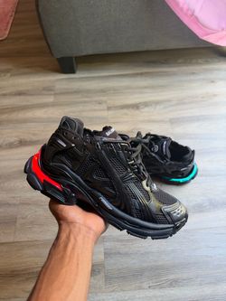 Balenciaga runner