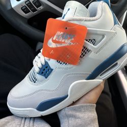 Jordan 4 Retro Military Blue 