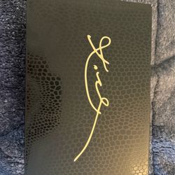 Caitlin Clark Kobe XI Sz:12