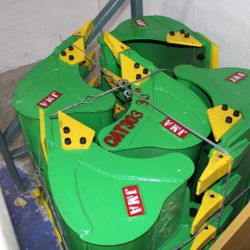 Mini Excavator CAT 303 Bucket Clean-up 36-inch width. Without the Pins