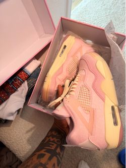Jordan 4's