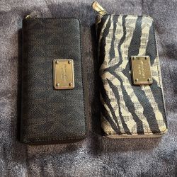 USED MICHAEL KORS WALLETS