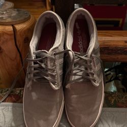 Adidas Men’s Shoes Size10 Half 