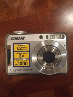 Sony mini cyber-Shot