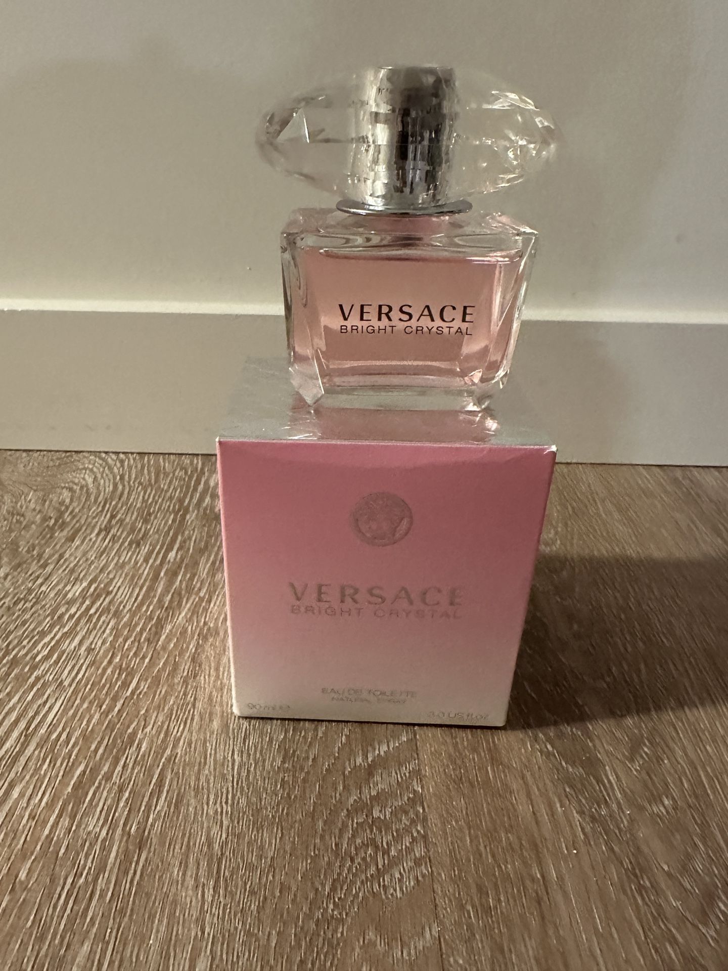 Versace  Bright Crystal Eau de Toilette