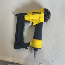 Pistola De Clavos