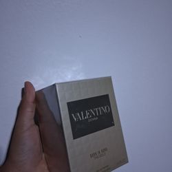 Valentino The gold